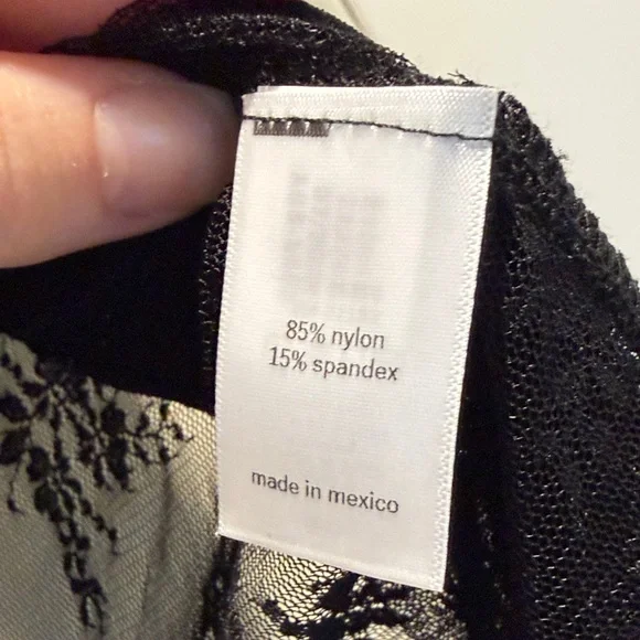 Black Lace Long Sleeve sheer Top - Picture 4 of 4